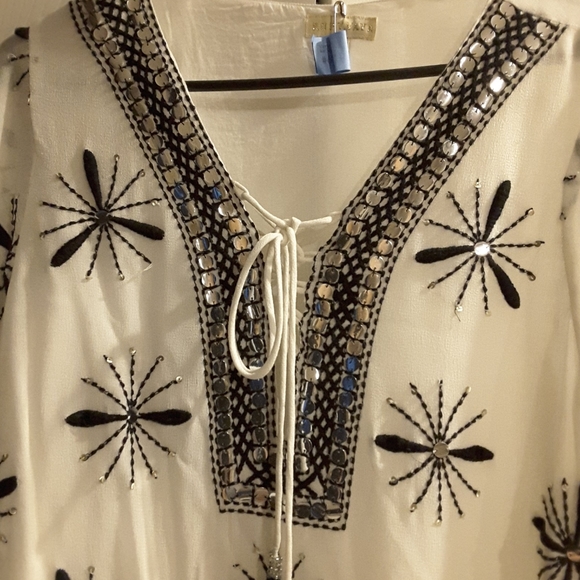 Ruby Yaya Alicante Embroidered Tie Front Tunic. - Picture 2 of 7